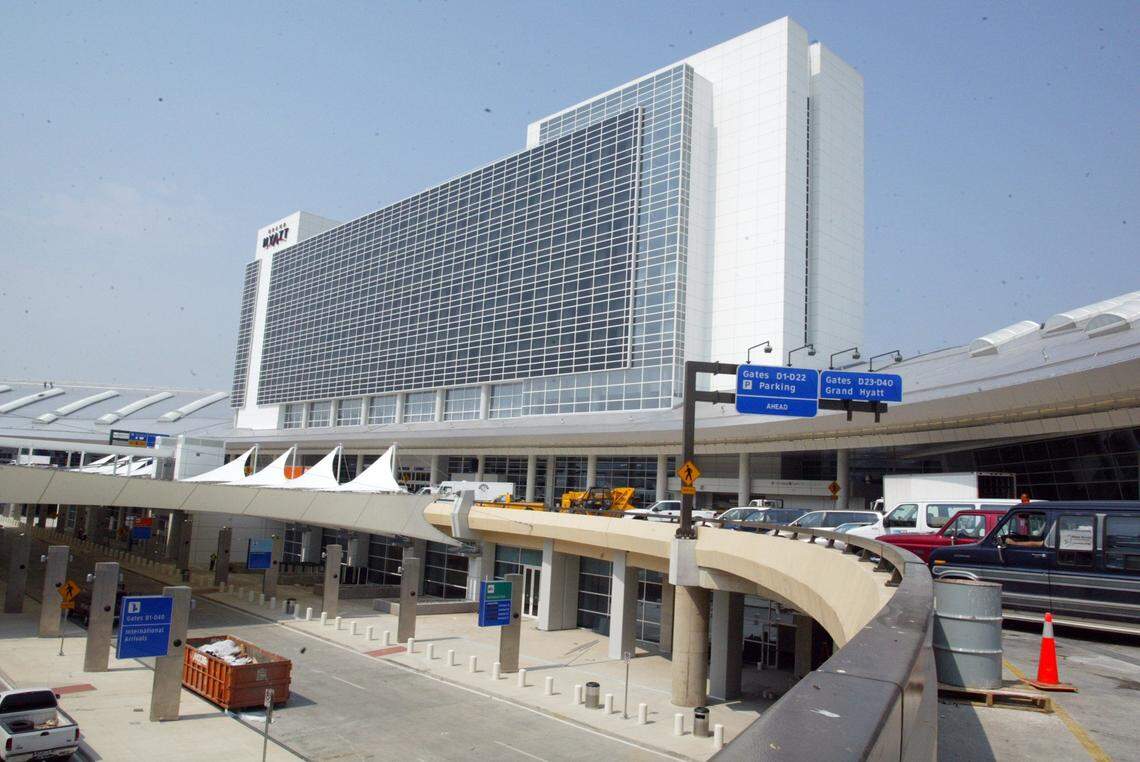 The Grand Hyatt DFW hotel in June 2005, just before it opened atop Terminal D at Dallas-Fort Worth International Airport.