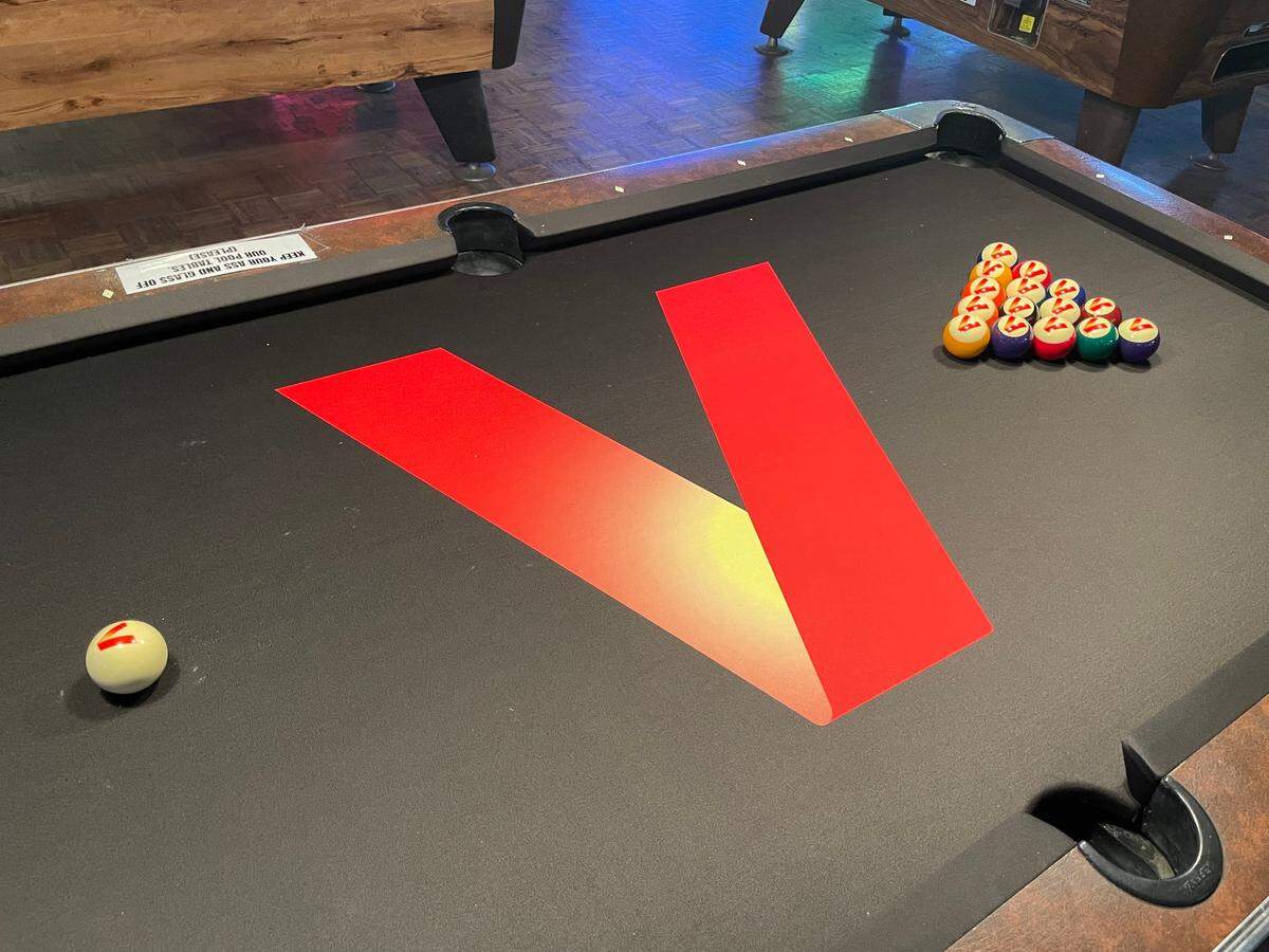 Billy Bob’s Texas guests can expect to see Verizon-branded items around the club, including a billiards table.