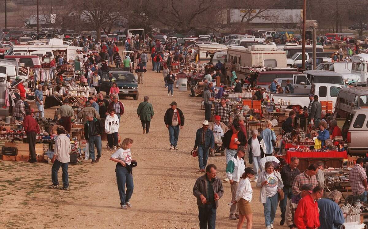 March 2, 1999: Hundreds of people come out to the Southlake Fleamarket each month.