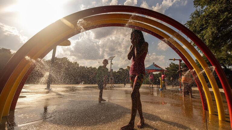 How hot has North Texas been this summer? Even the lows are near record-breaking