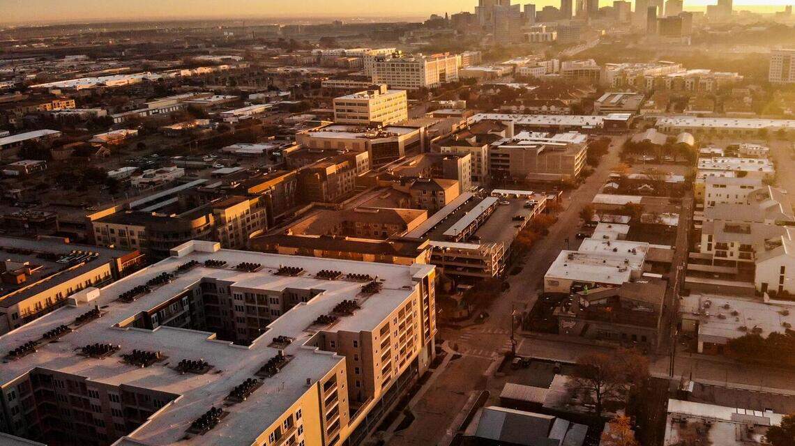 Dallas-Fort Worth apartment rents top $1,400. Here’s what experts predict for rest of year