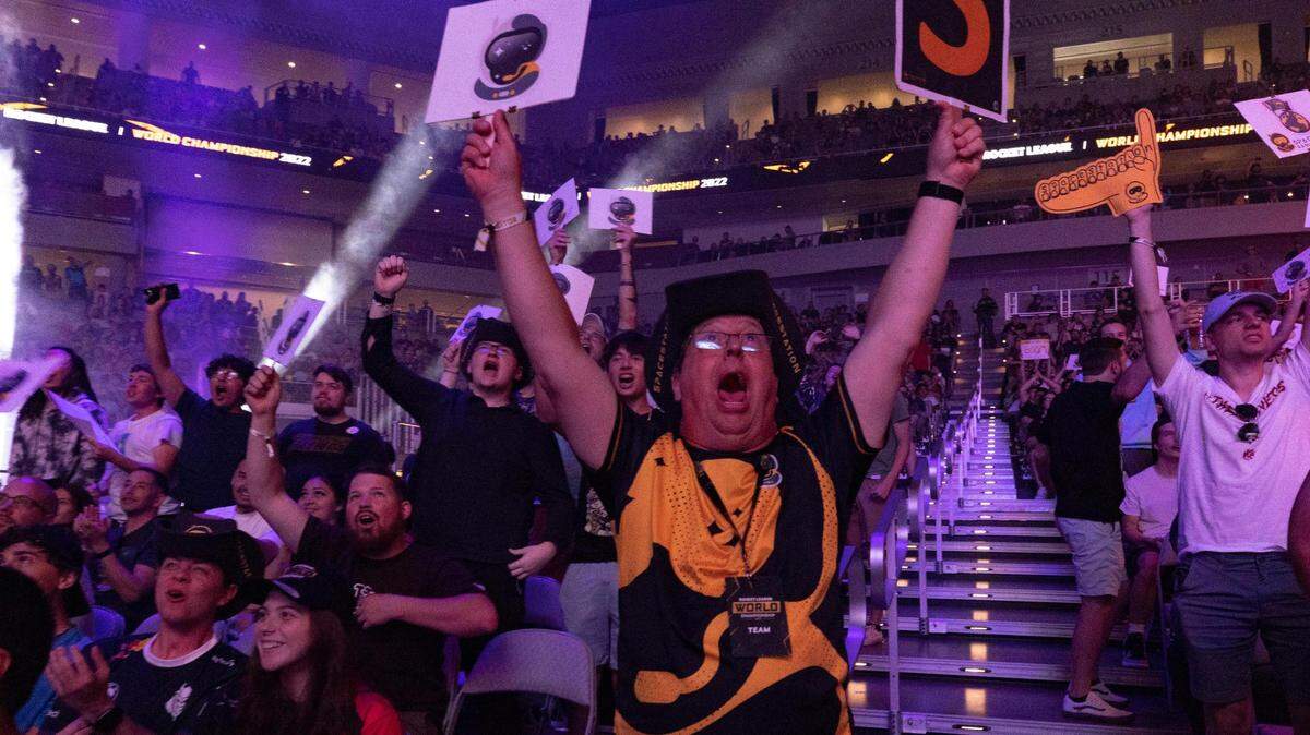 David Jurgens cheers on his son after the first point is scored in a match during the Rocket League World Championships at Dickies Arena on Friday. Jurgens’ son Slater “Retals” Thomas is a player on the Spacestation Gaming team.