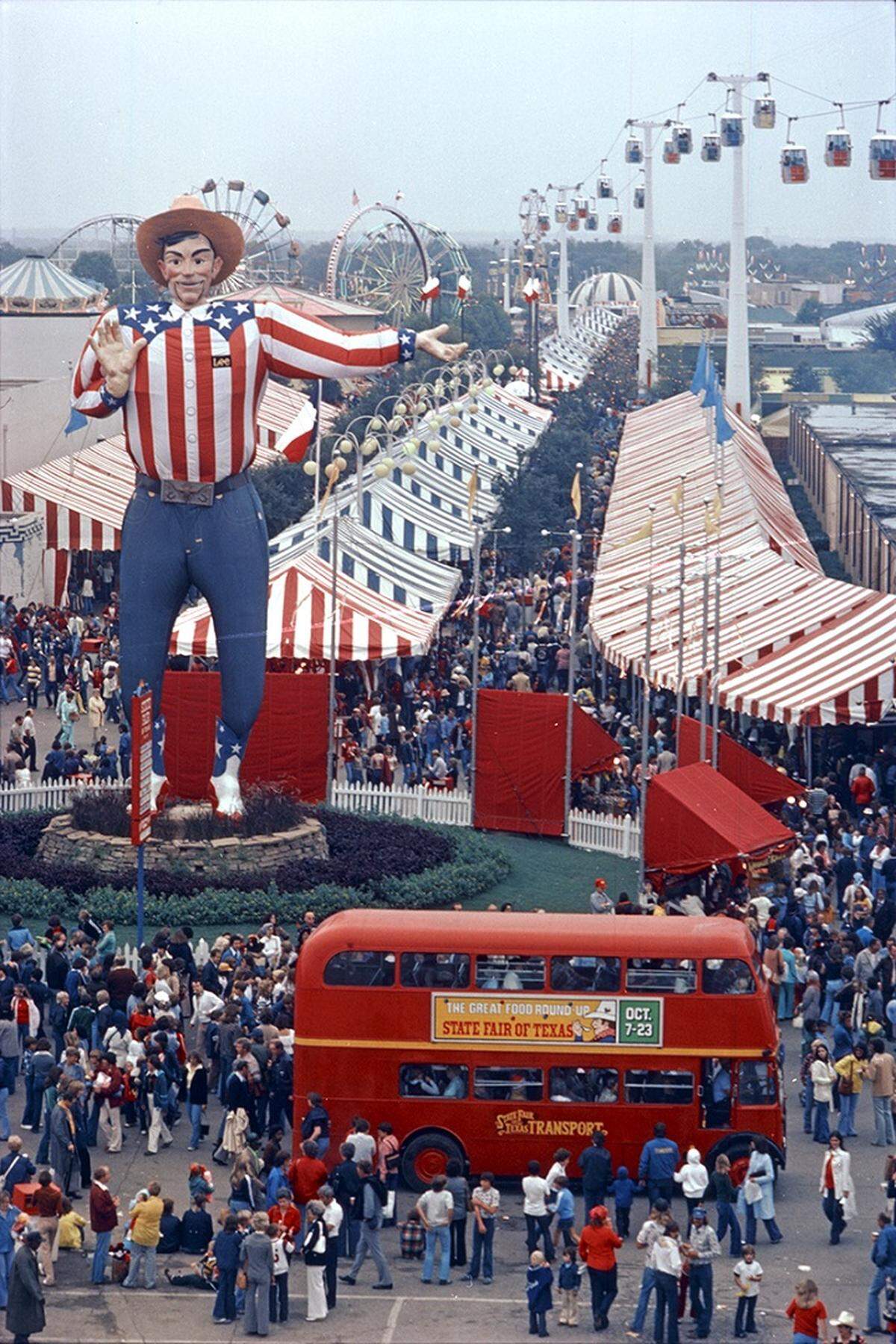 Oct. 19, 1977: Big Tex, in patriotic Western garb, greets visitors to the State Fair of Texas in Dallas.