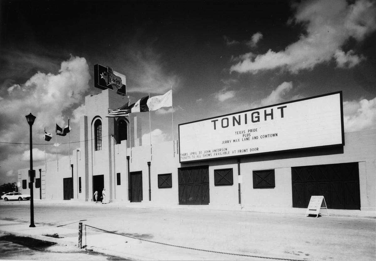 April 1981: Billy Bob’s, the month it opened.