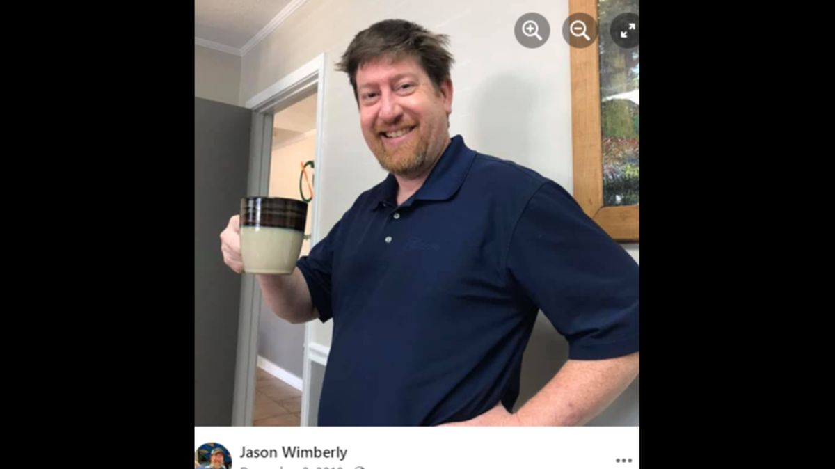 A retired Army pilot, Jason Wimberly, died in a helicopter crash in Texas, officials and family say.
