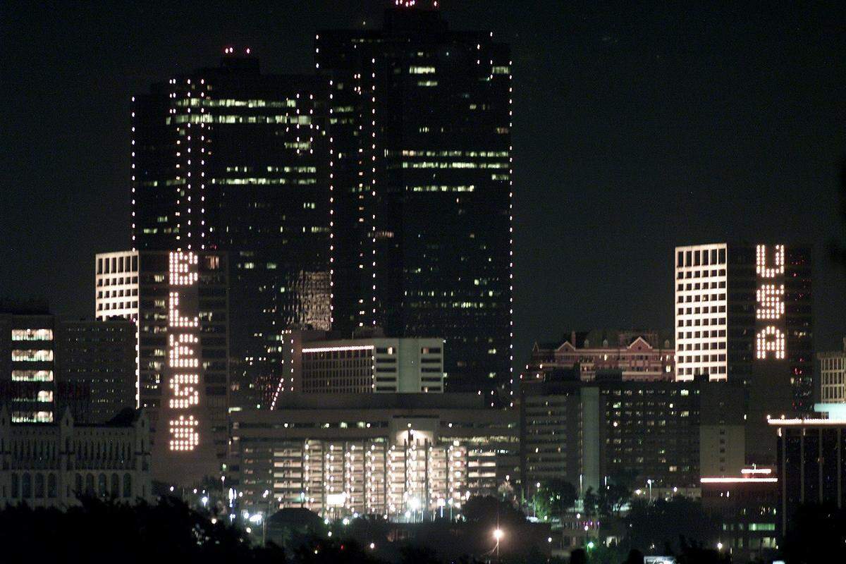 Fort Worth on the evening of Sept. 11, 2001