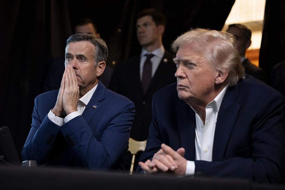 PALM BEACH, FLORIDA - JANUARY 3: (EDITOR'S NOTE: This Handout image was provided by a third-party organization and may not adhere to Getty Images' editorial policy.) U.S. President Donald Trump and CIA Director John Ratcliffe monitor U.S. military operations in Venezuela, from Trump's Mar-a-Lago Club on January 3, 2026 in Palm Beach, Florida. President of Venezuela Nicolas Maduro and first lady Cilia Flores were brought to New York on Saturday after being captured by the U.S. military in Caracas. They are expected to face federal charges related to drug trafficking and working with gangs designated as terrorist organizations. (Photo by Molly Riley/The White House via Getty Images)