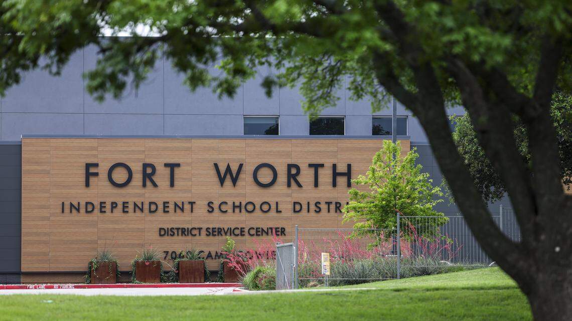 Fort Worth ISD cuts employment policy for certain staff. Why some are worried.