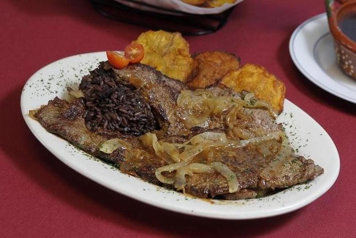 Palomilla skirt steak at Havana Bar & Grill in Arlington