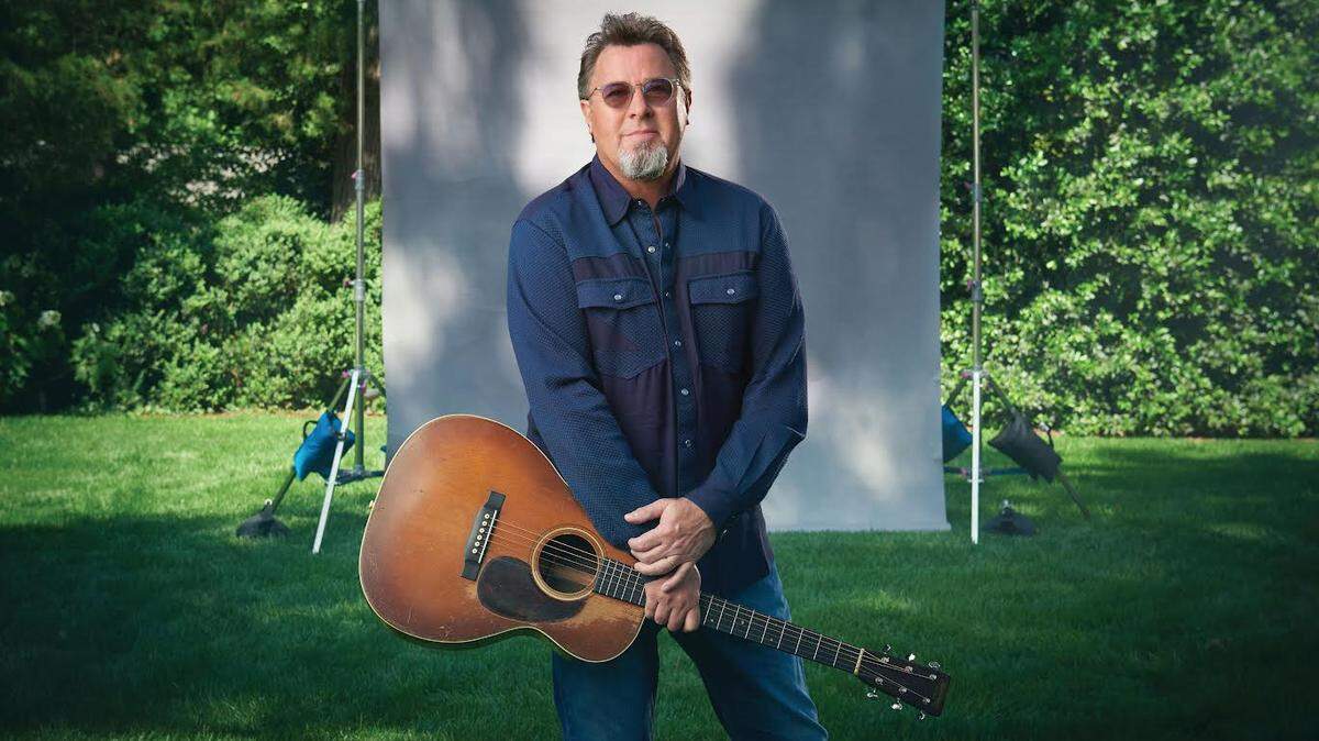 Country music star Vince Gill is coming to Fort Worth and will play at Billy Bob’s on Aug. 13.
