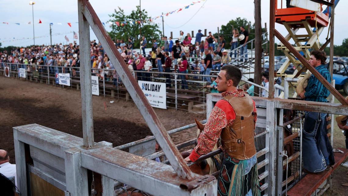 As sprawl threatens their way of life, modern cowboys preserve Texas culture through rodeo