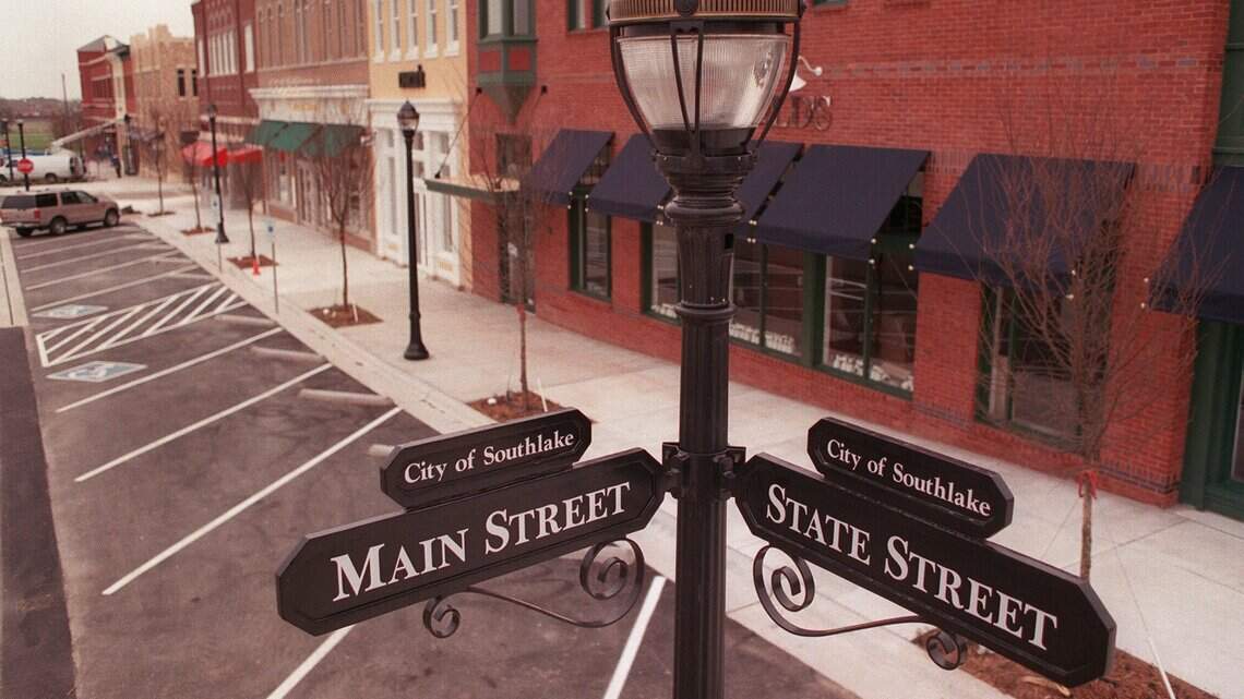 What did Southlake look like in 1999? We found these photos in our archive