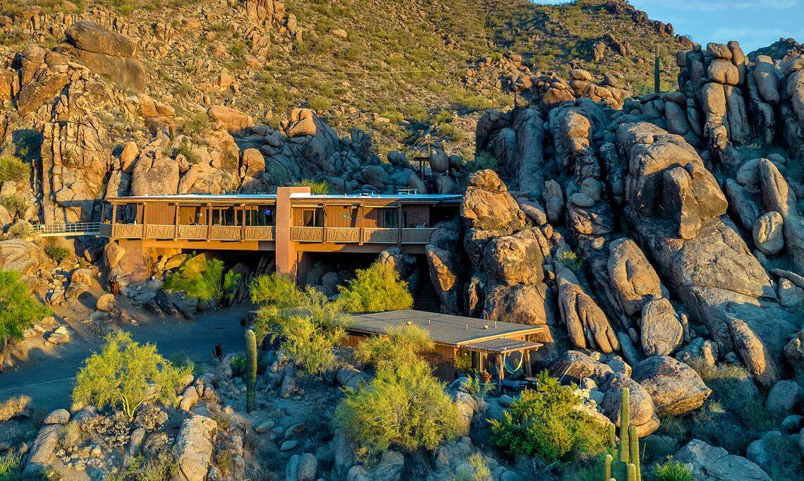 A home that was made to “bridge a dramatic canyon” lands on the real estate market in Carefree, Arizona, for $4.5 million.
