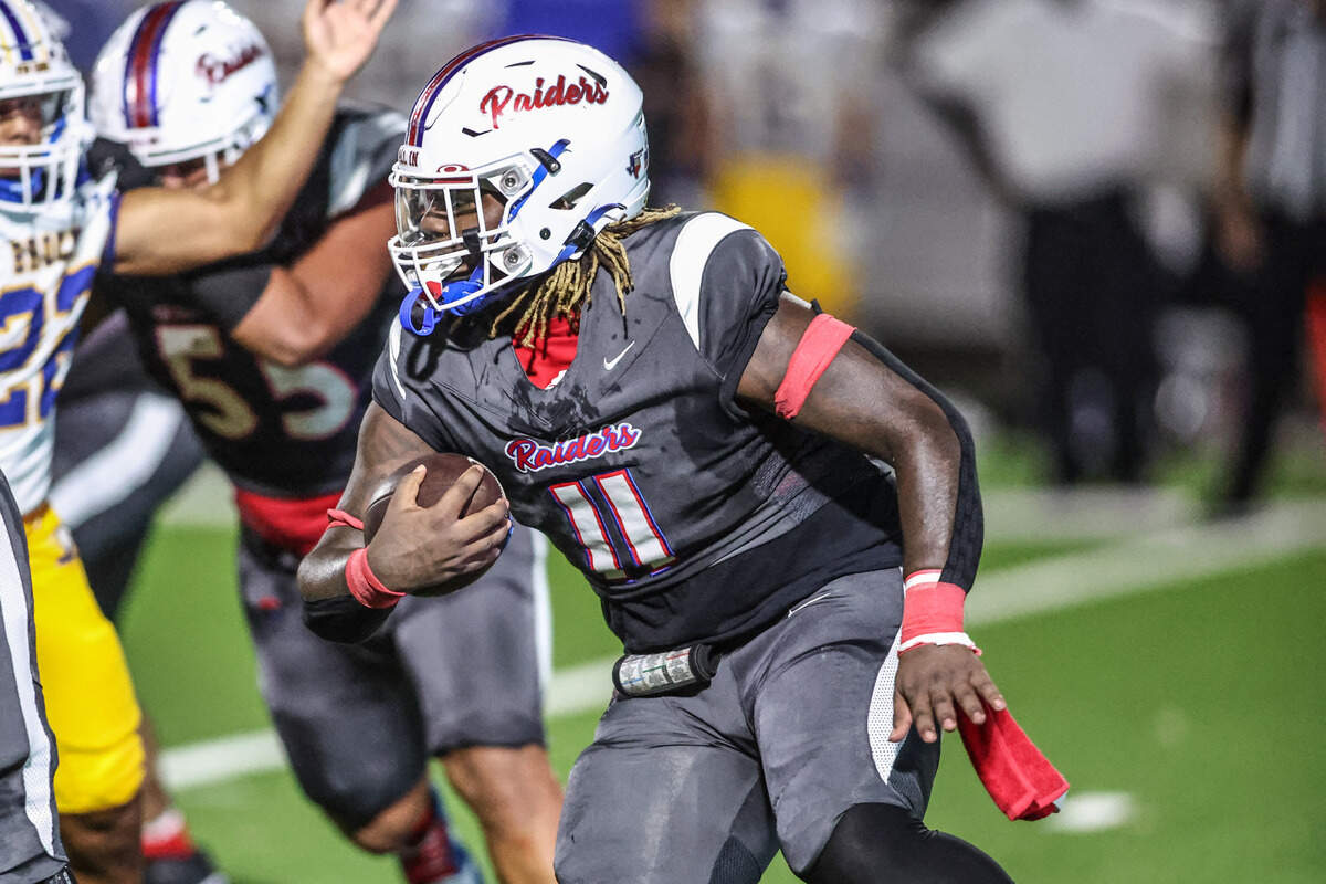 Fort Worth Southwest’s King Russell-Billingsley (11) runs the ball against Brock on Thursday, Sept. 18, 2025 at Scarborough-Handley Field in Fort Worth, Texas.