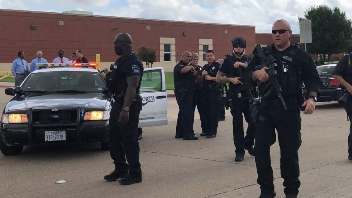 Shot fired near Fort Worth school, SWAT team in standoff | Fort Worth ...