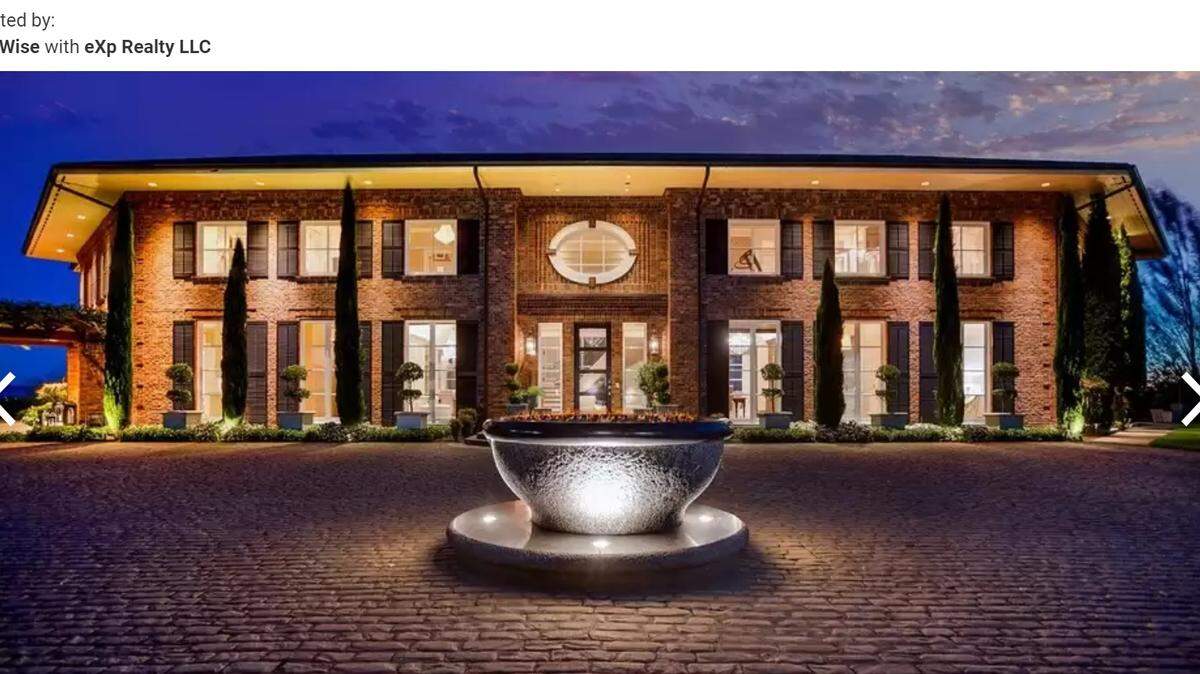 This is the first time in a decade that “Dawson’s Ridge” has landed on the market.