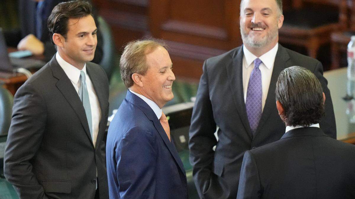 Ken Paxton backers’ latest shameless defense: He was a hero for taking on the FBI | Opinion