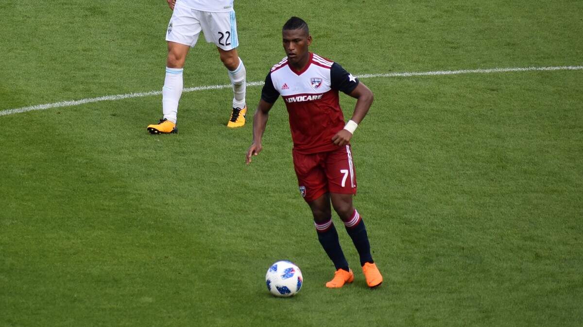 "Esperamos conseguir un título, seguir haciendo las cosas bien y volver a la selección”, expresó el jugador ecuatoriano Carlos Gruezo.