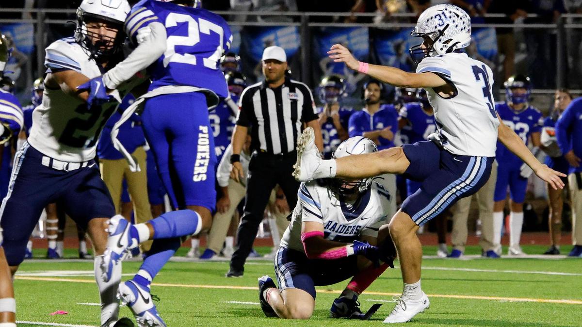 L. D. Bell kicker AJ Rosen (31) puts up the winning field goal with 15 seconds remaining in the second half of a UIL football game at Pioneer Stadium in Fort Worth, Texas, Friday, Oct. 13, 2023. Bell defeated Boswell 29-27. (Special to the Star-Telegram Bob Booth)