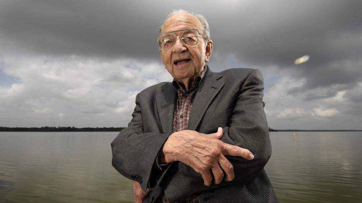 Lake Arlington was one Tom Vandergriff’s many contributions to the city of Arlington.