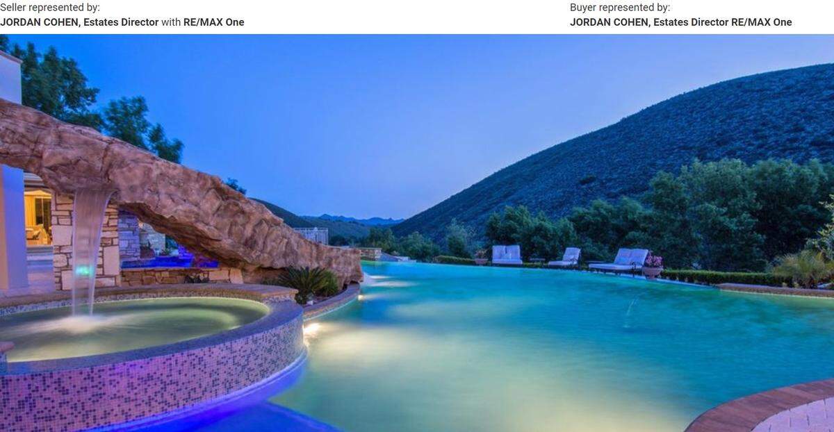 Pool area