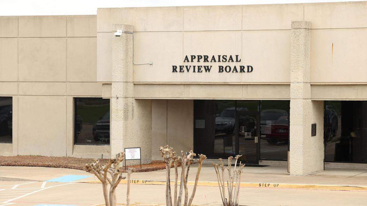 Mansfield become the third taxing entity to recall Kathryn Wilemon.