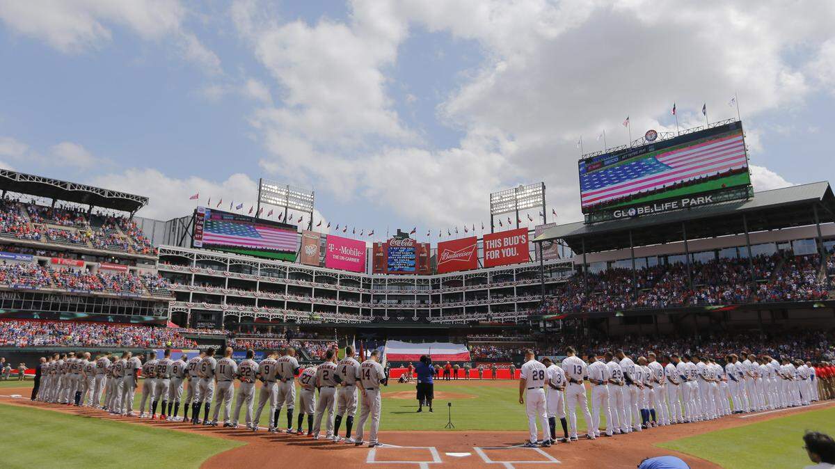 The Texas Rangers’ longstanding Richard Greene Scholars program was recognized by MLB with the Allan H. Selig Award for Philanthropic Excellence.