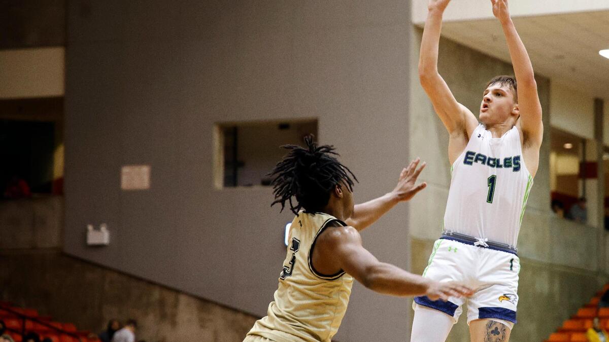 Eaton guard Aden Kraft (1) is a player to watch from the Fort Worth-area.