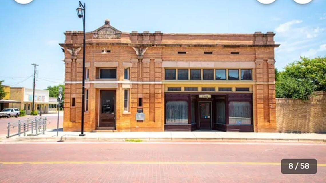 Bartlett Bank exterior