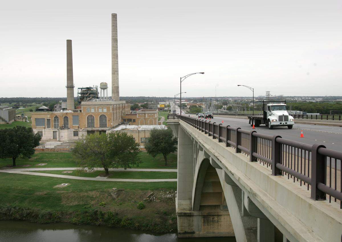 The old TXU power plant along the North Main Street bridge on Aug. 26, 2005. The smokestacks have since been demolished.