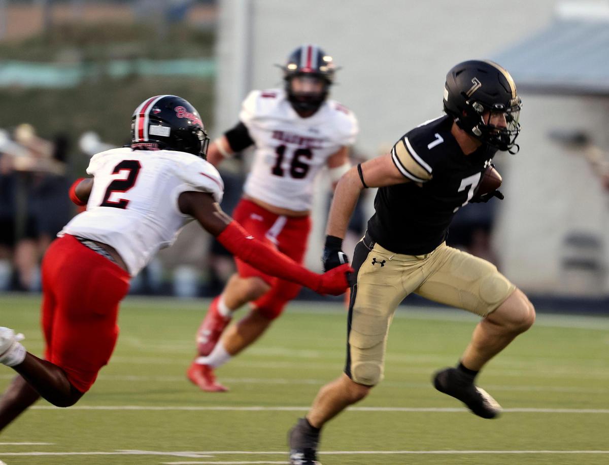 Fossil Ridge wide receiver Cooper Leonard (7) takes off for the teams second touchdown in the first half of an UIL football game on Thursday Aug. 31, 2023 at Keller ISD Stadium in Keller, Texas. Braswell led Fossil Ridge 34-14 at the half.