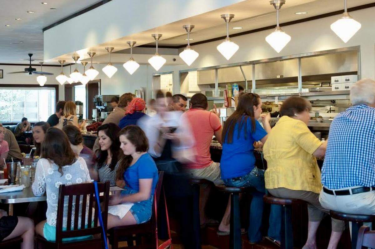 Monument Cafe in Georgetown is a busy breakfast-lunch restaurant popular with Interstate 35 travelers.