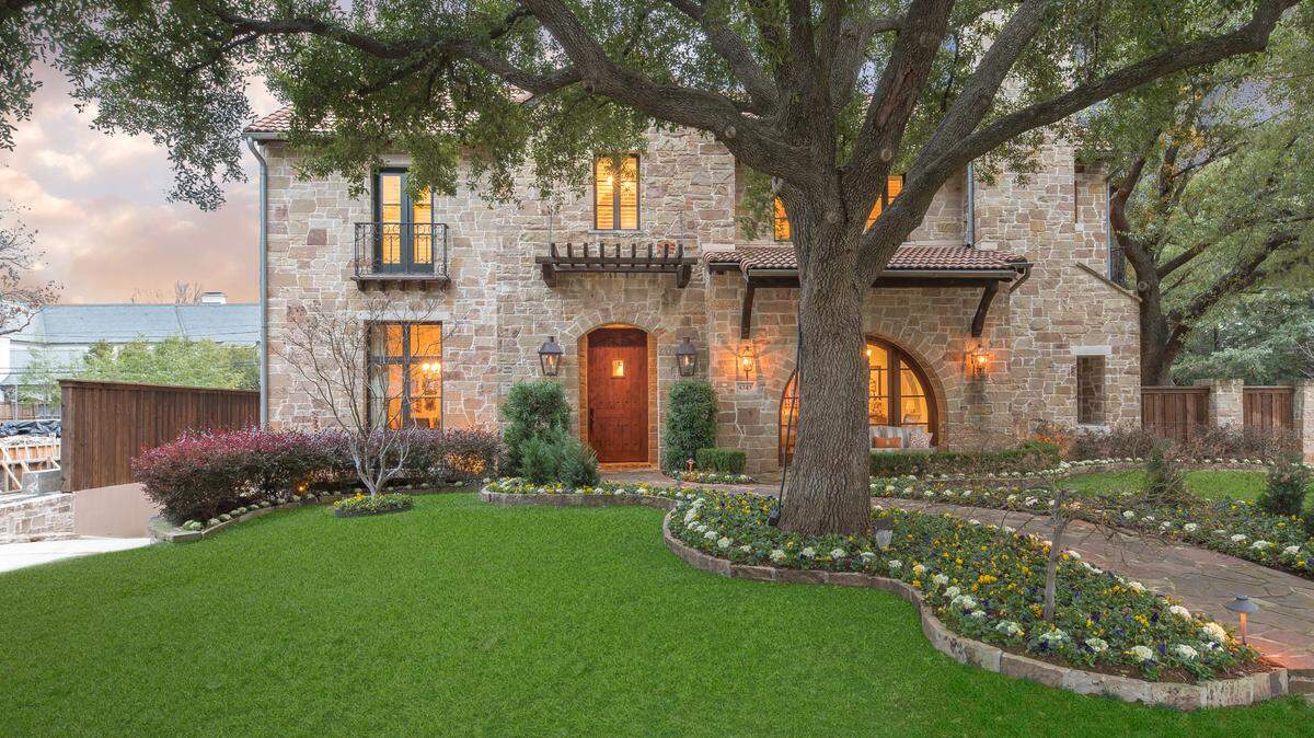 The home at 4343 Beverly Drive will auction without reserve to the highest bidder. Open houses are held daily from 1 to 4 p.m. and by appointment. 


