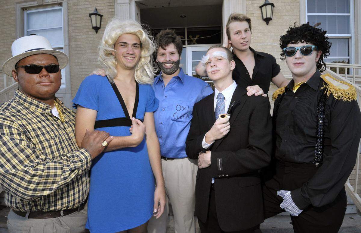 2009: TCU students dress up for Halloween as dead celebrities: Bernie Mac (Jackson Beall), Farrah Fawcett (Reeves Sodoma), Billy Mays (Nick Daniels), Walter Cronkite (Spencer Williams), Patrick Swayze (Trevor Sherer), and Michael Jackson (Casey Tounget).