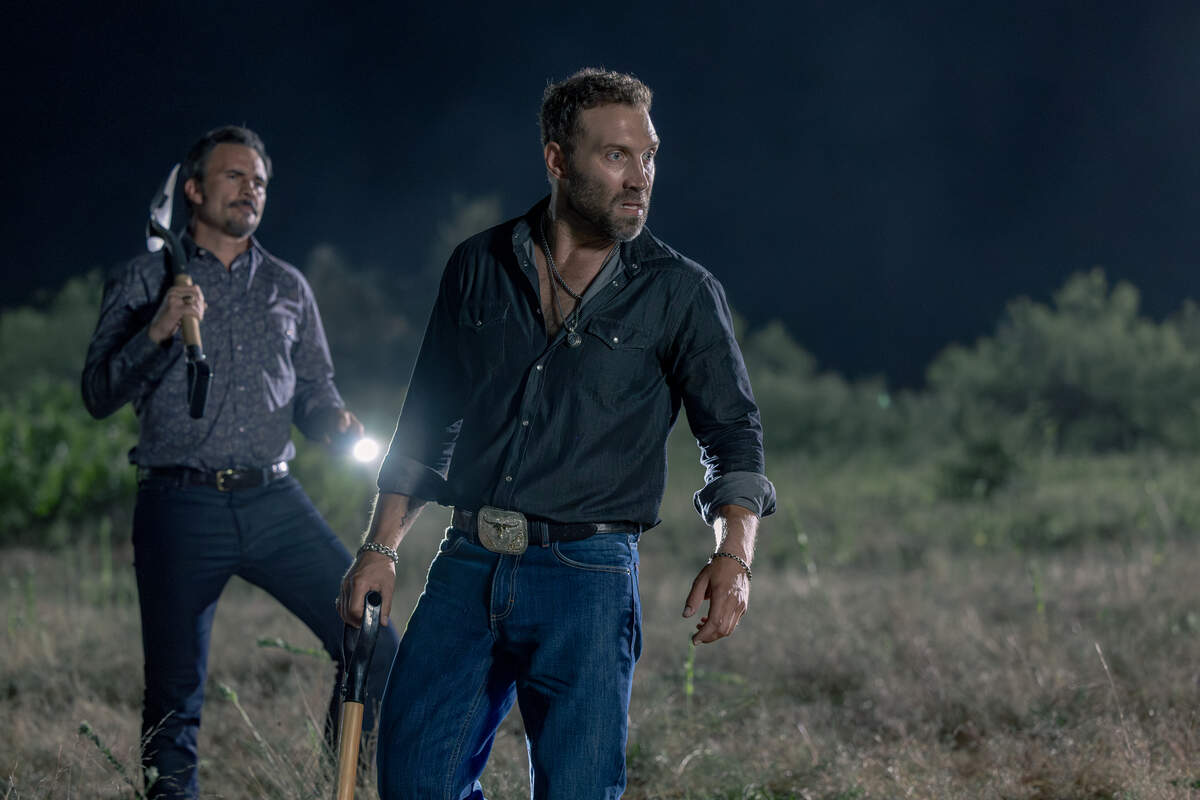 L-R: Juan Pablo Raba as Joaquin and Jai Courtney as Rob-Will Jackson in “Dutton Ranch,” episode 2, season 1, streaming on Paramount+, 2026.