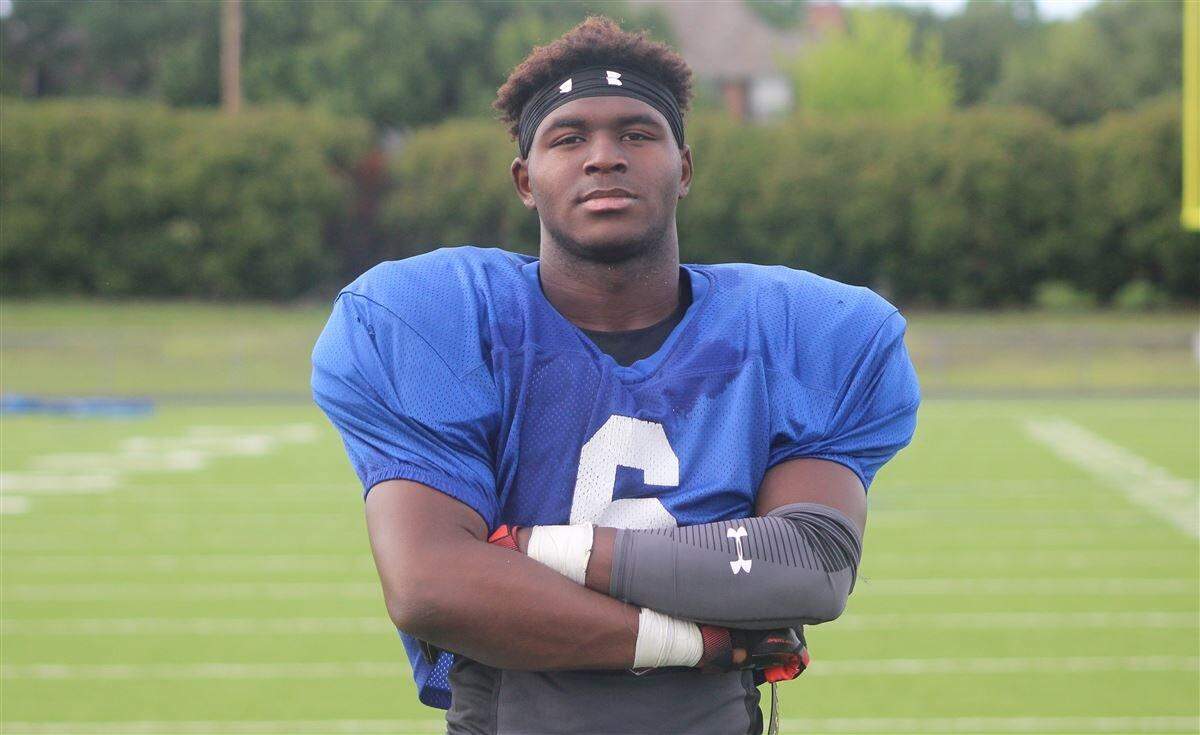 Plano West DE Shemar Pearl