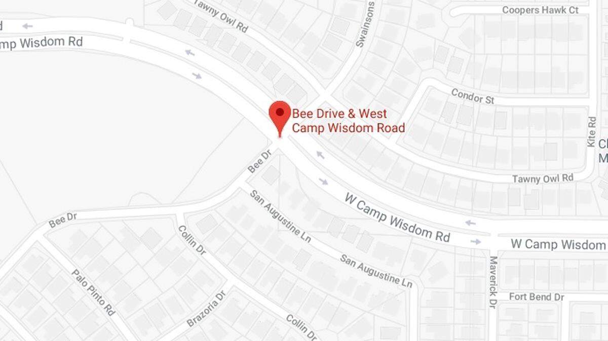 Grand Prairie police reported that a motorcyclist driving more that 100 mph led police on a chase on Sunday afternoon that ended in a crash with serious injuries.