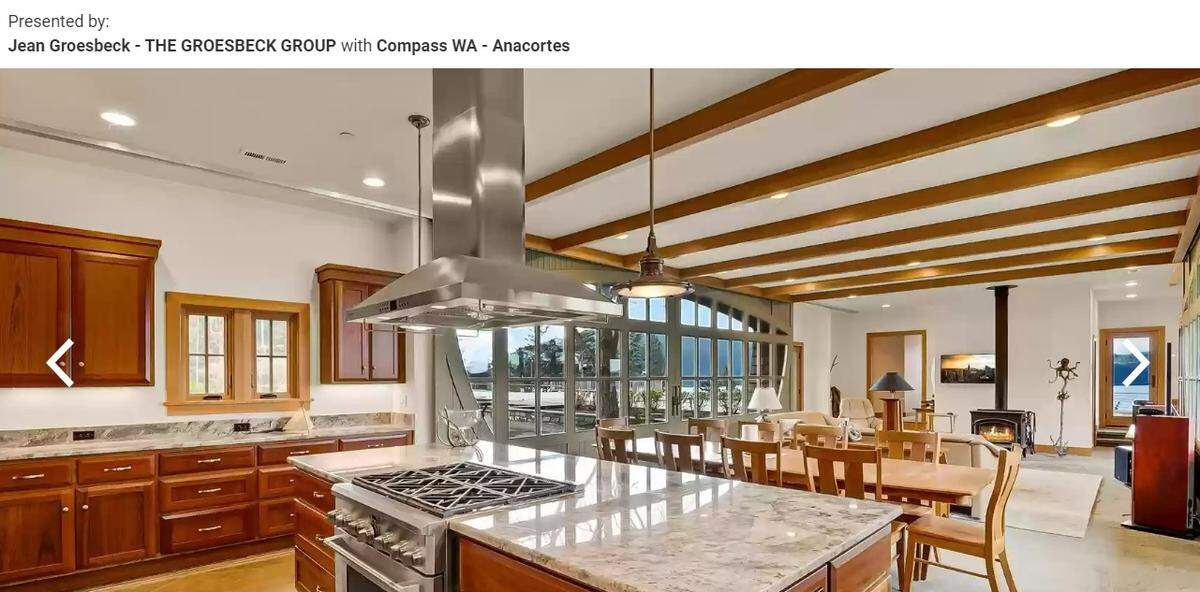 Kitchen and dining area