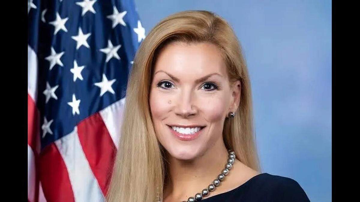 Rep. Beth Van Duyne, R-Irving