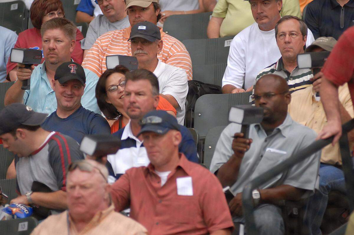 Major league scouts use radar guns to clock the throws of Fort Worth Cat pitcher Max Scherzer during second inning of Saturday’s, May 12, 2007, second game of a double header against Shreveport. Scherzer may be the first pick in the draft in June. Special to the Star-Telegram Bob Haynes