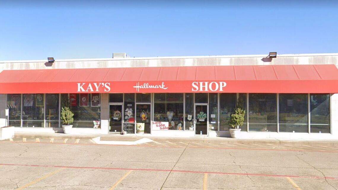 This longtime landmark on Camp Bowie Boulevard is closing its doors