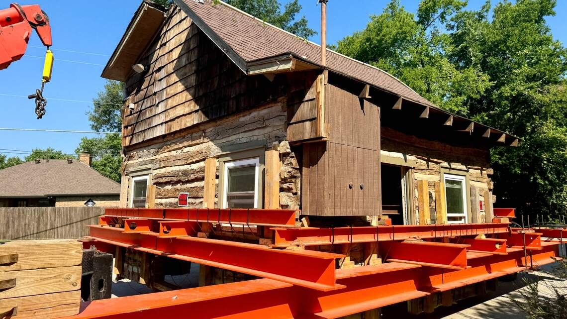 Grapevine moves 166-year-old Bushong Cabin as preservation effort begins