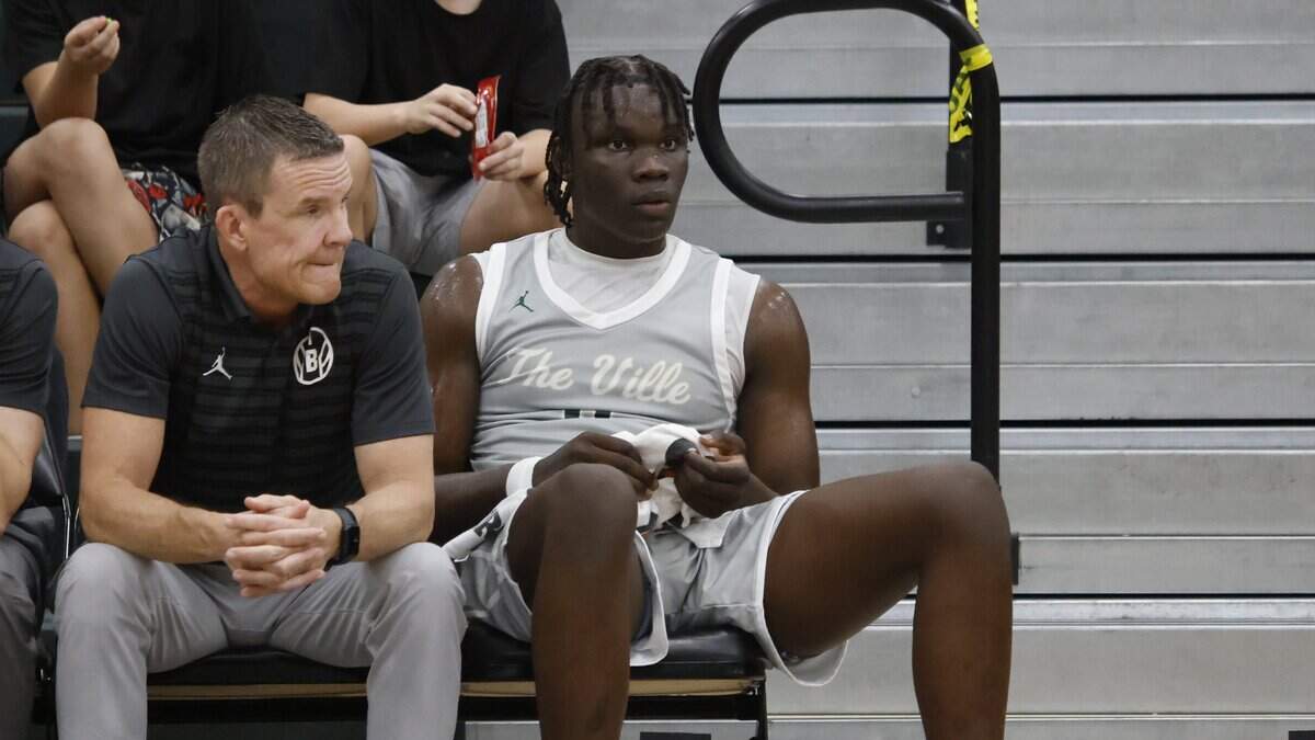 Birdville forward Gabriel Zachariah (0) sits on the bench next to assistant coach Sean Tippett during their game against Denton Ryan in the first half of a UIL basketball game at Birdville High School in North Richland Hills, Texas, Tuesday Feb. 17, 2026.