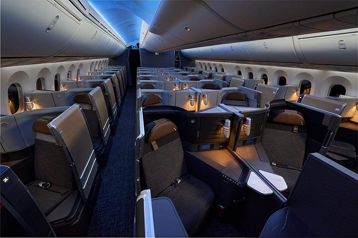 The Flagship Suite, or first class, has recliner seats with privacy doors on American Airlines Boeing 787-9 and 777-300 planes.