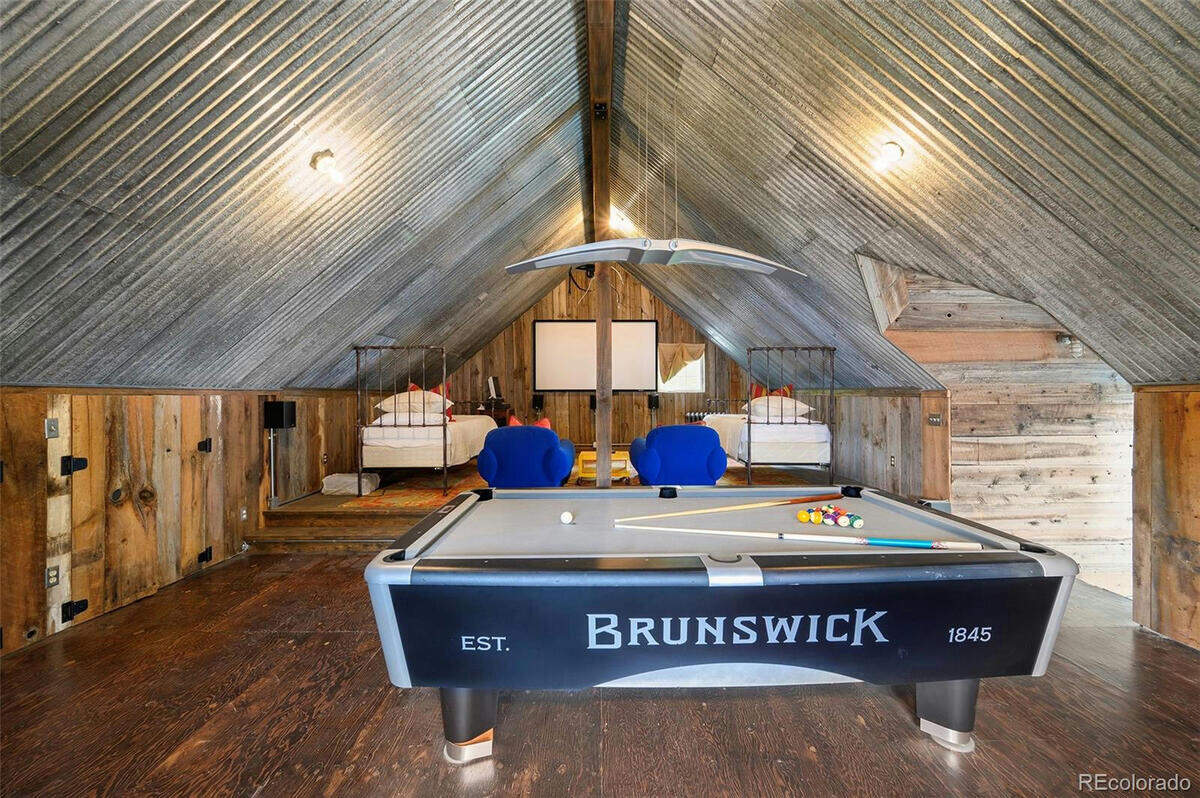 Game room