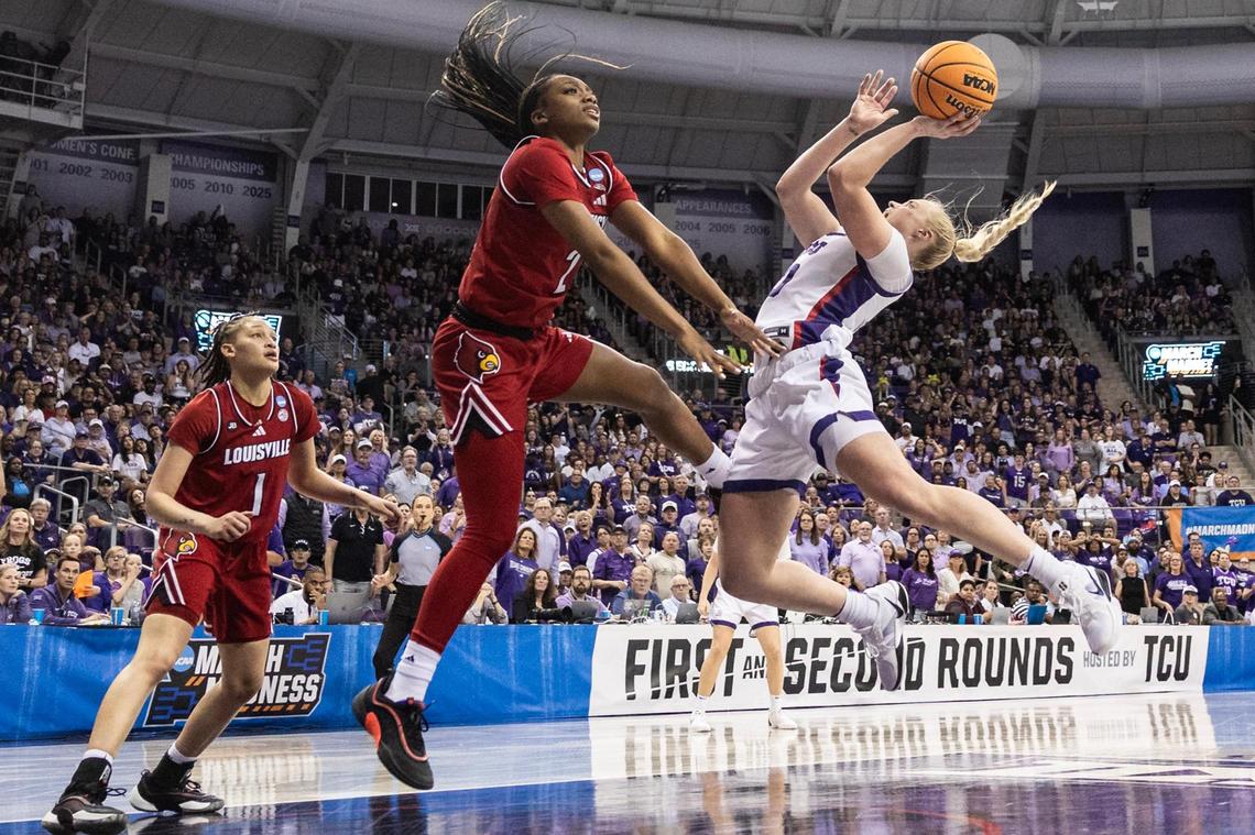 Louisville guard Taijianna Roberts (22) goes up to contest a shot by TCU guard Hailey Van Lith (10) in the second half of the second round of the Women’s NCAA Championships Tournament game between TCU and Louisville at Schollmaier Arena in Fort Worth on Sunday, March 23, 2025.