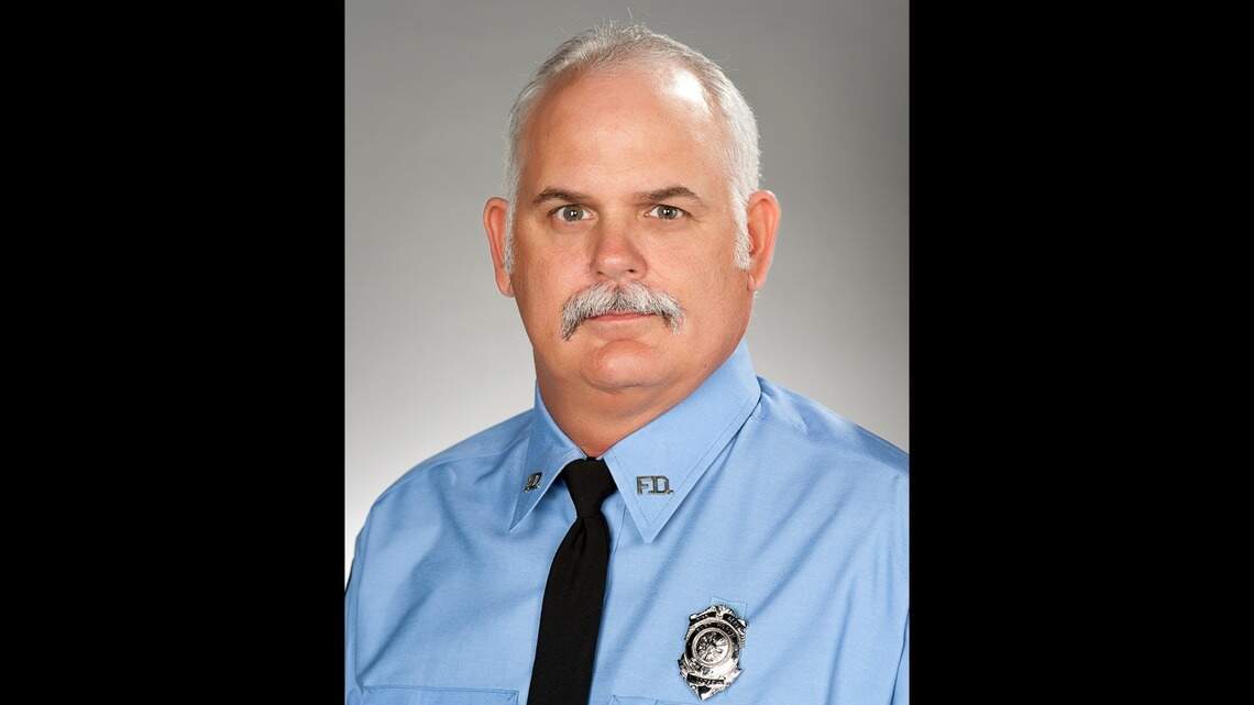 Fort Worth Fire Dept. invites public to watch funeral procession for longtime firefighter
