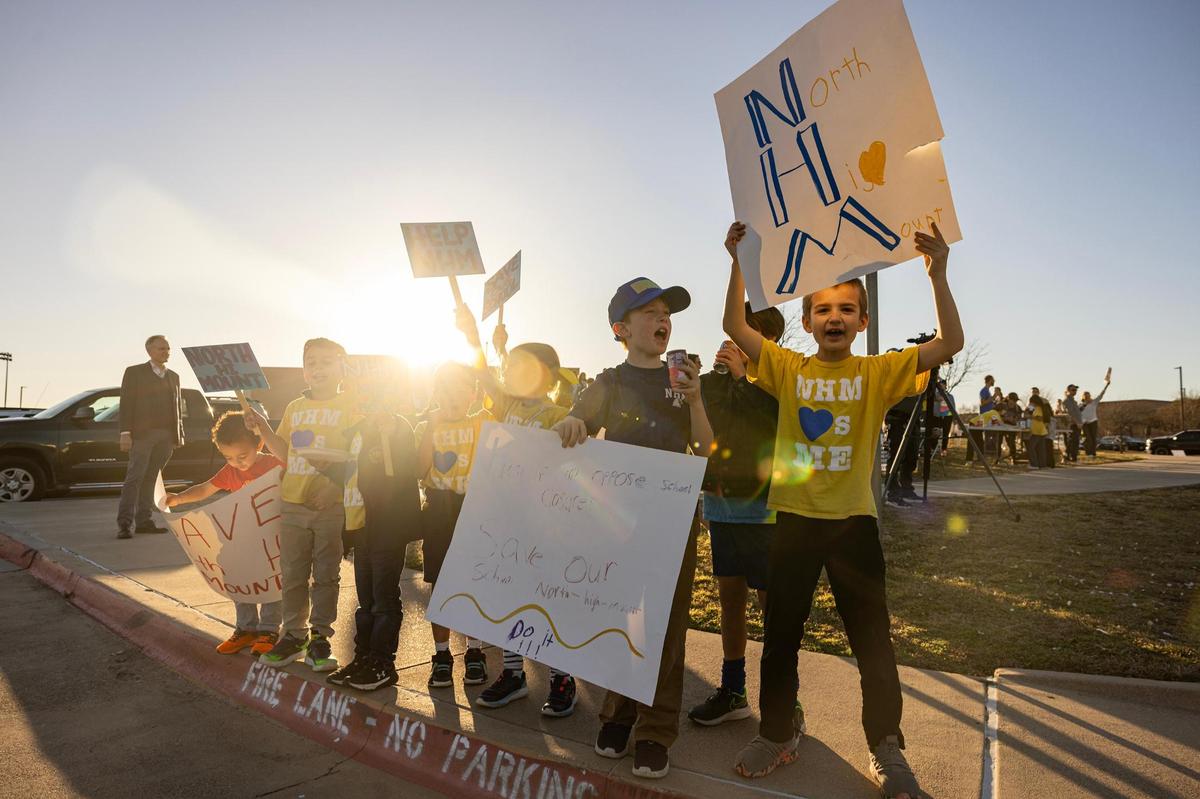 Students from North Hi Mount Elementary School join together for a rally prior to the third Fort Worth Independent School District community meeting to discuss potential school closures at Benbrook Middle-High School in Fort Worth on Thursday, Feb. 27.