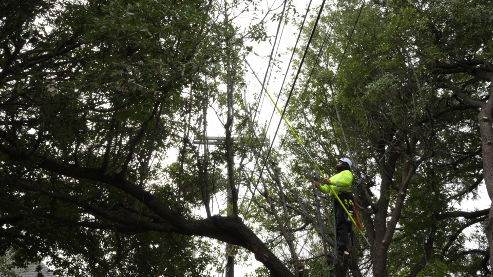 Thousands of Oncor customers lose power in Texas winter storm | Fort ...