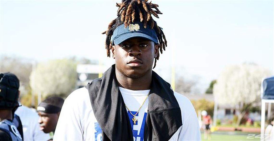 NaNa Osafo-Mensah, a four-star recruit from Fort Worth Nolan Catholic, is one of the top recruits in the country. He'll commit to either Texas or Notre Dame on May 19.